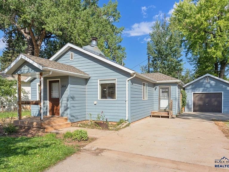 3614 Cottonwood St photo 4