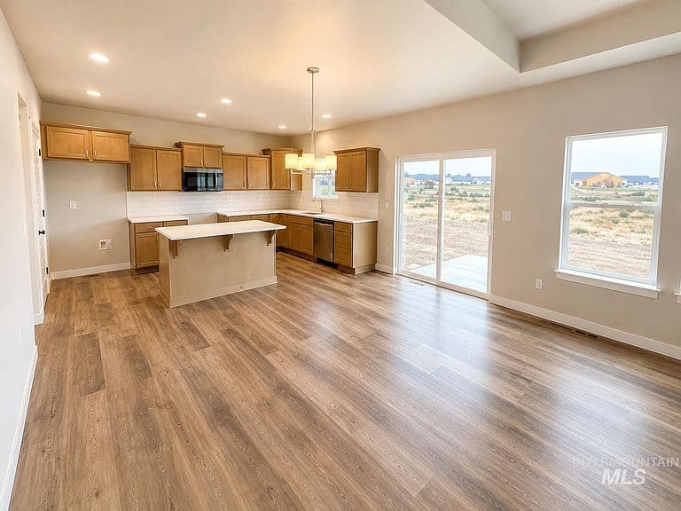 983 Quartz Rd photo 4