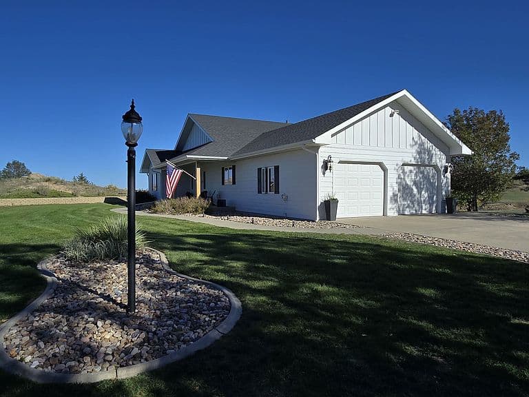 11600 Saddleback Ct photo 3
