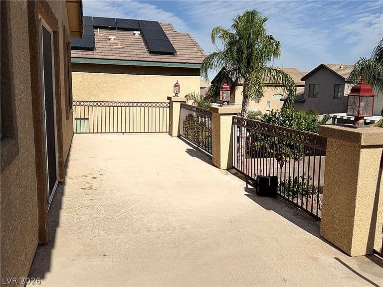 9109 Little Horse Ave photo 5