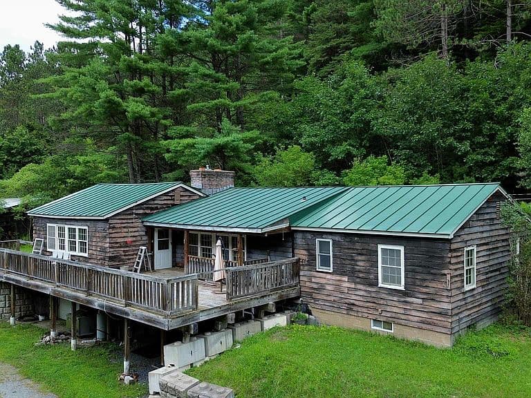10523 Pomfret Road photo 1