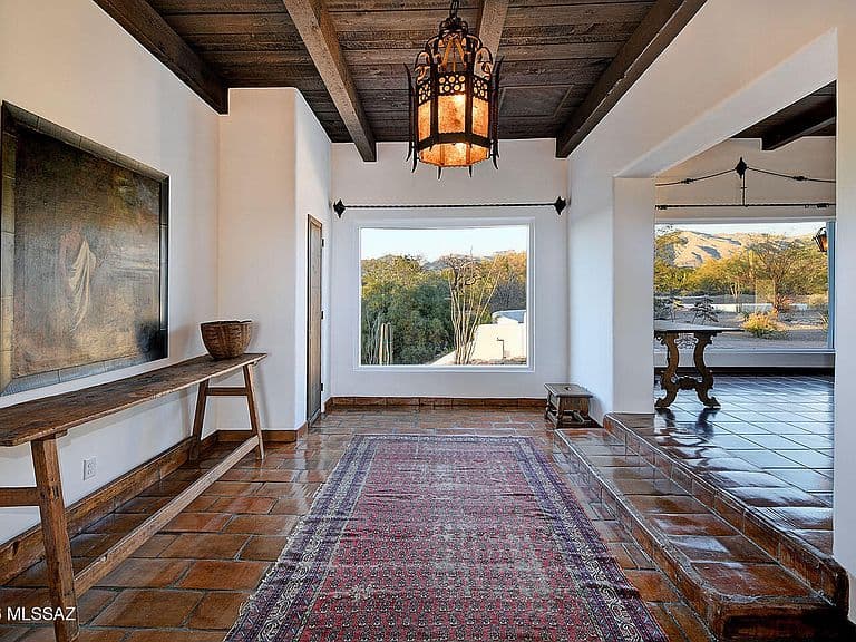 5055 N Calle La Vela photo 5