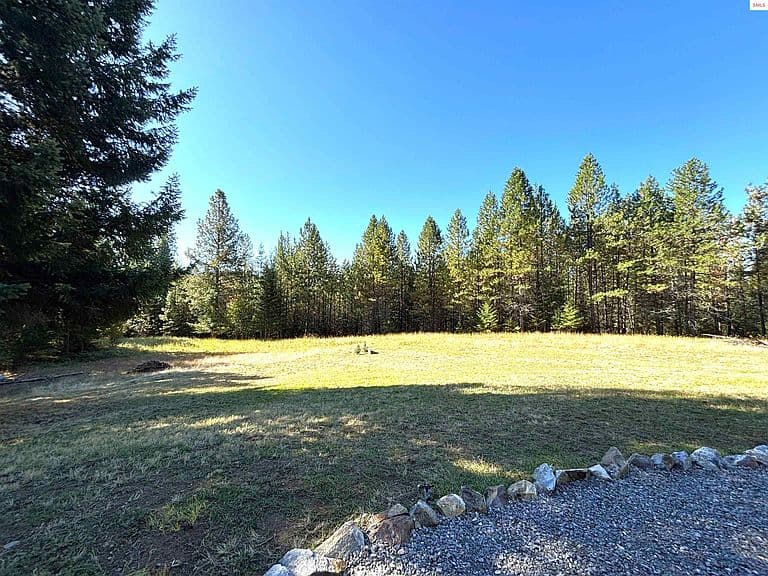 594 Upper Rocky Rd photo 3