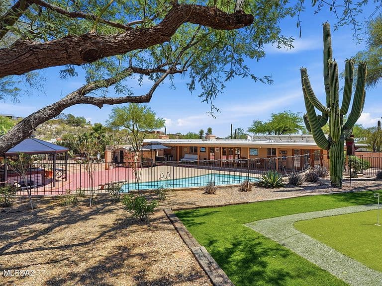 4390 N Camino Vinorama photo 4