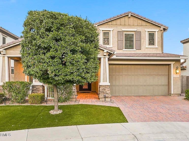 4281 S THISTLE Place photo 1