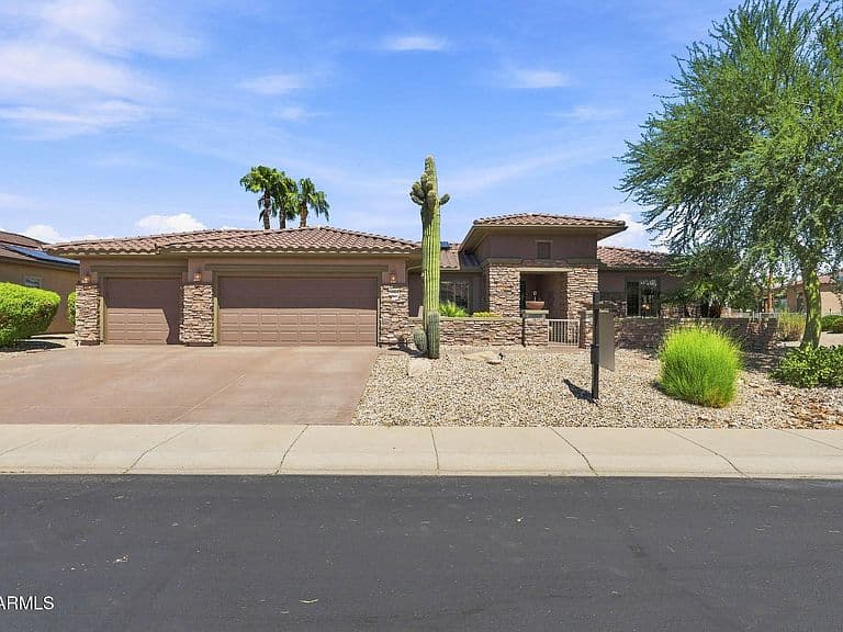 16904 W VILLAGIO Drive photo 1