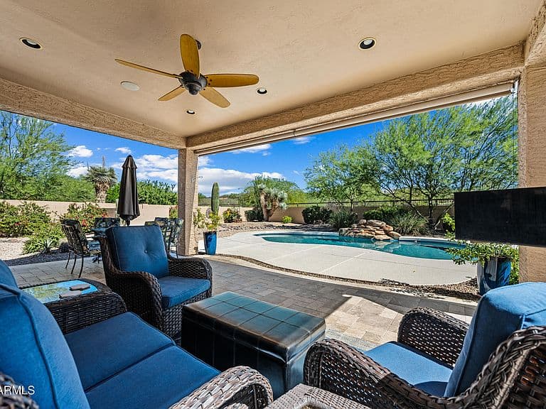 7544 E PEARL Circle E photo 2