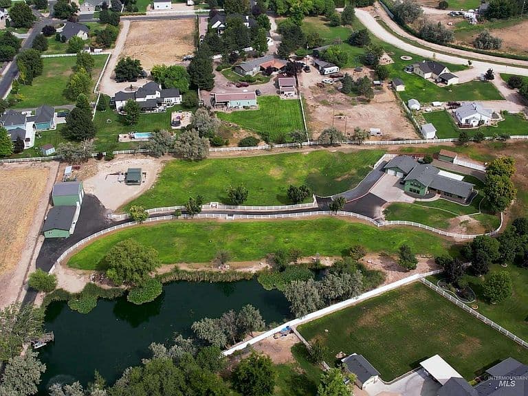 1850 Serengeti Rd photo 1