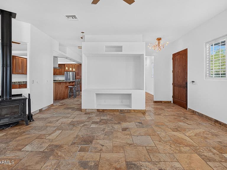 54393 W SUNBURST Street photo 4