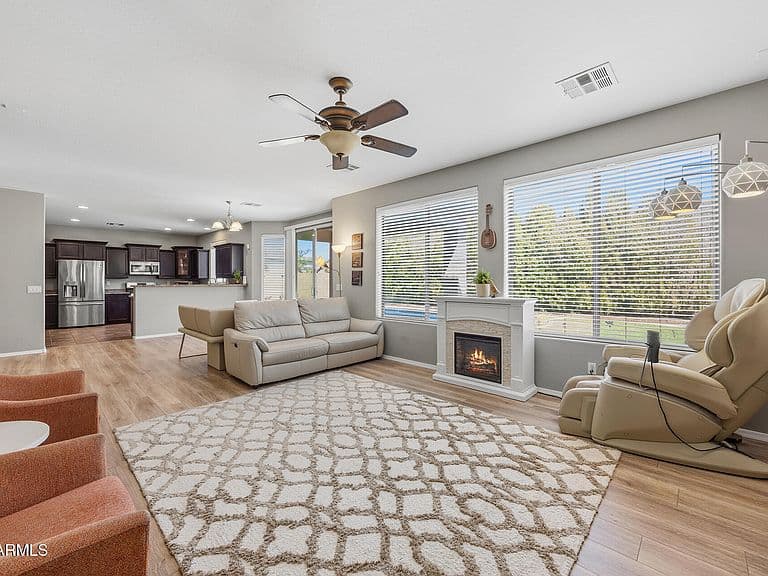 4050 W HAZEL Drive photo 3