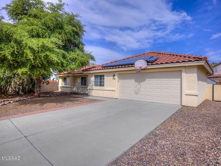 1380 W Crosswinds Pl photo 3