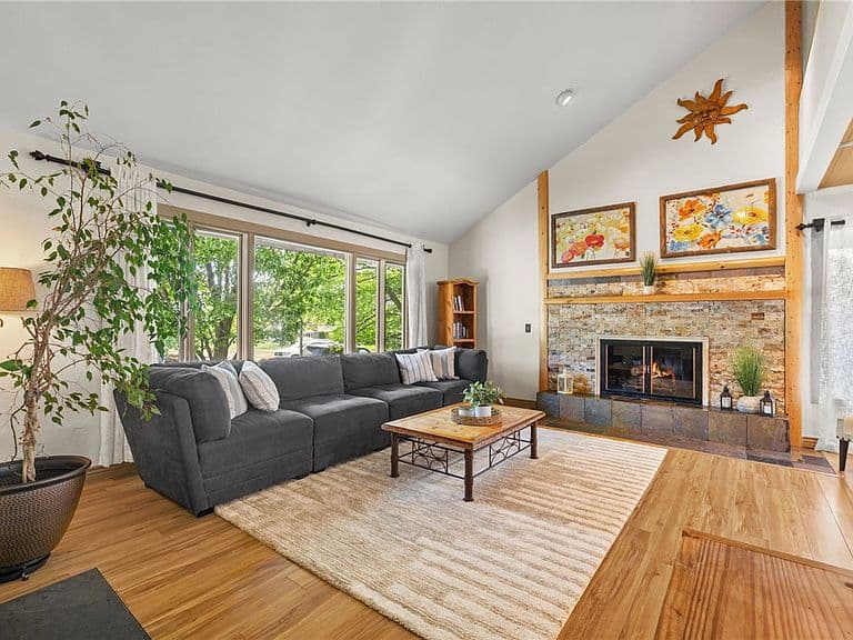 3026 Morledge St photo 5