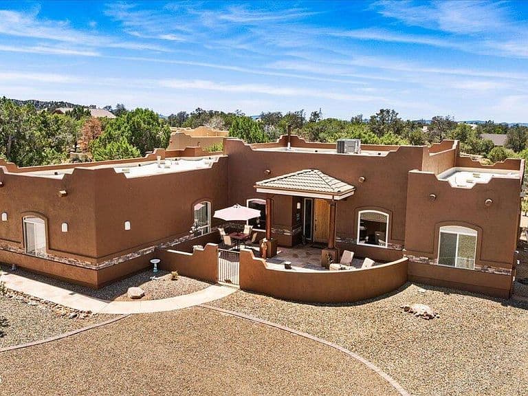 13170 N IRON HAWK Drive photo 1