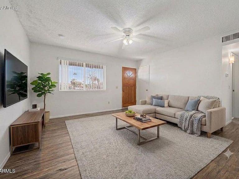 14616 N 33RD Street photo 3