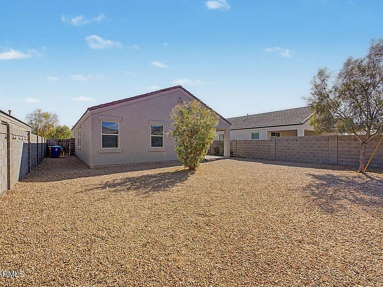 31000 W Mulberry Drive photo 3