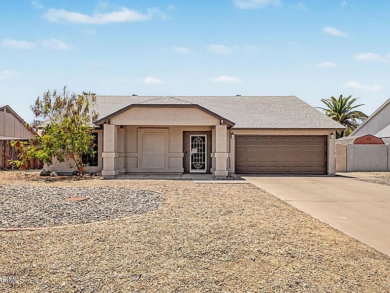 9021 W HATCHER Road photo 1