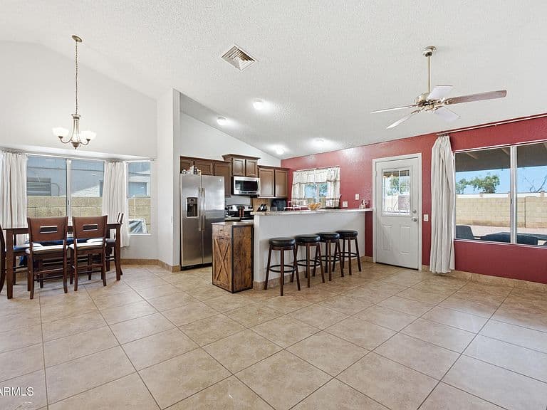 1738 N NEVADA Way photo 4