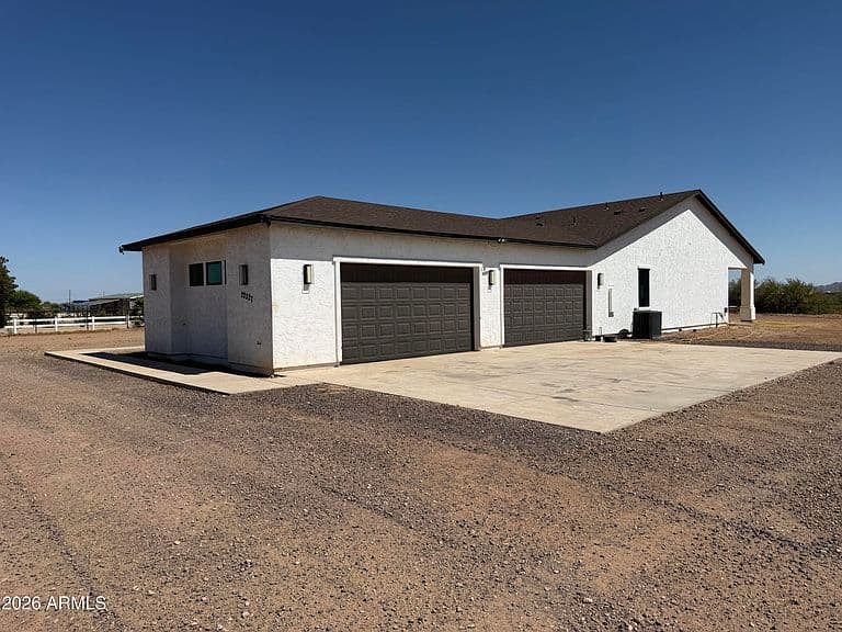 22227 W DIXILETA Drive photo 5