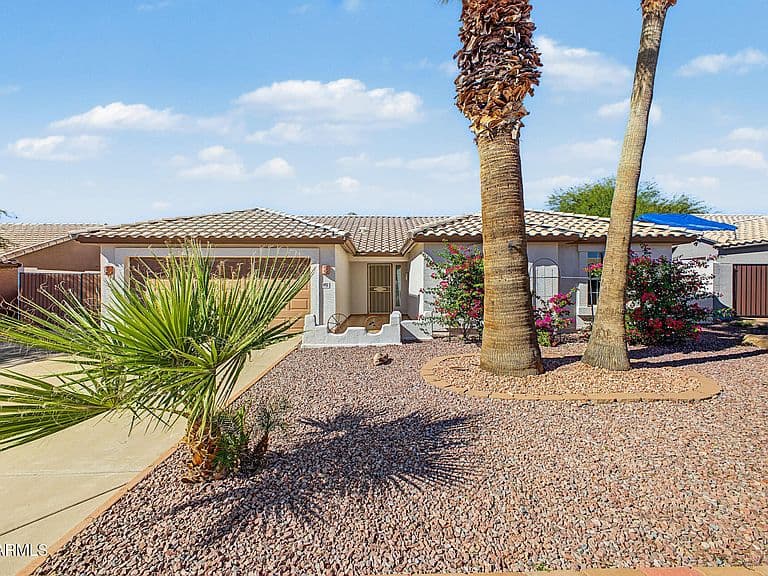 6252 E PORTIA Street photo 5