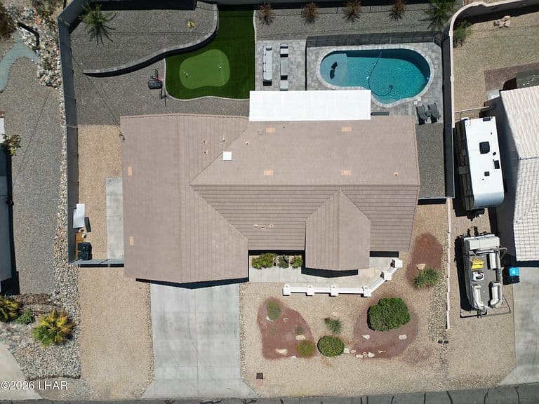 2830 Edgewood Dr photo 4
