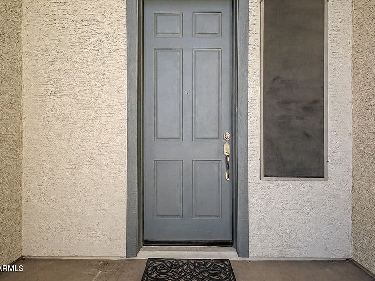 1278 E BAKER Drive photo 3