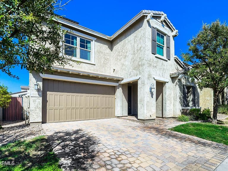 986 W ANGEL Drive photo 2