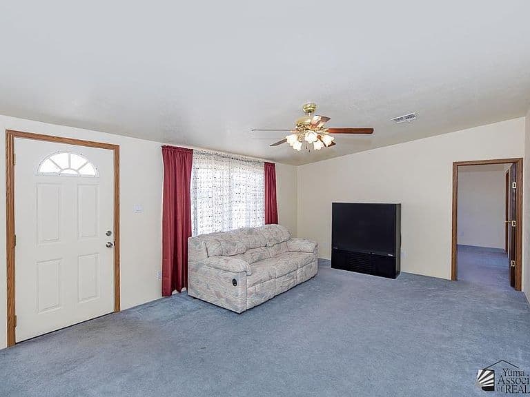 13256 E 54th St photo 2