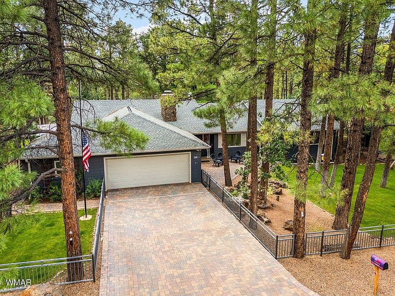 548 S Adair Springs Ln photo 3