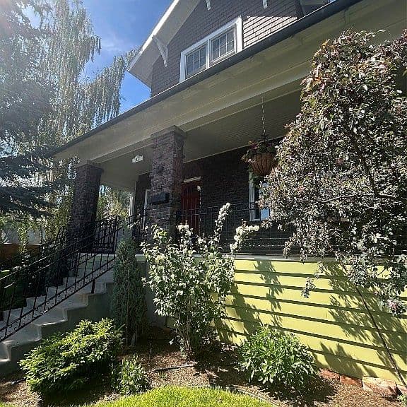 805 W Diamond St photo 3