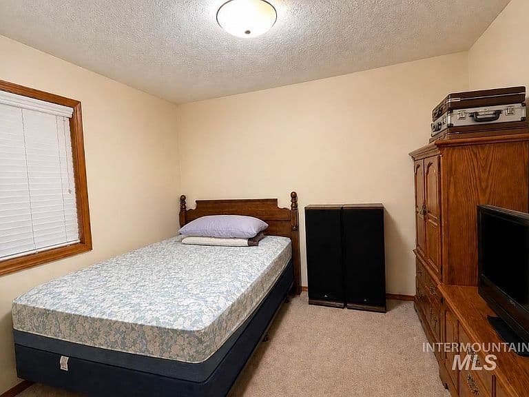 2917 Janis Way photo 5