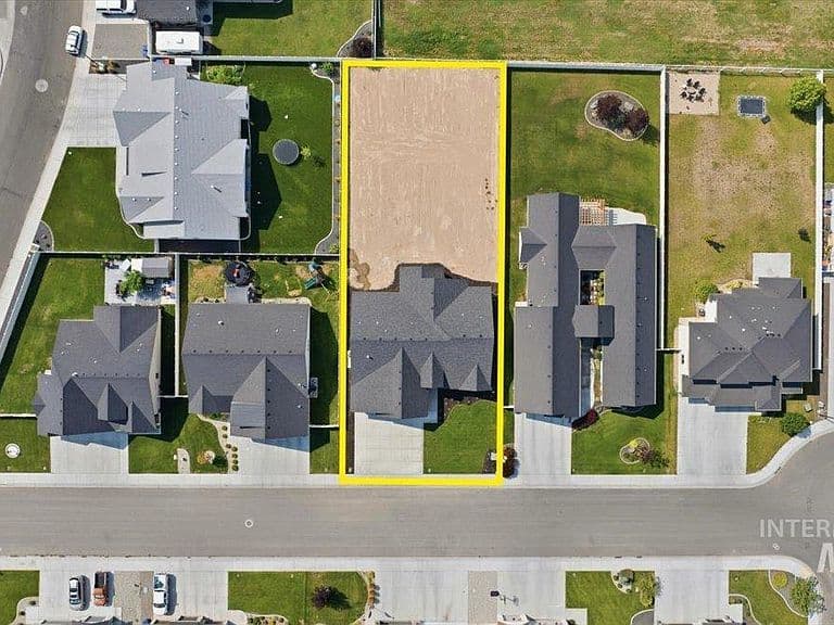 3068 Moonrise Rd photo 2