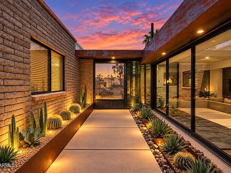 15223 N 4TH Street photo 1