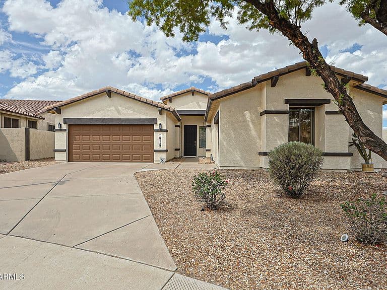 18440 W MCNEIL Street photo 5