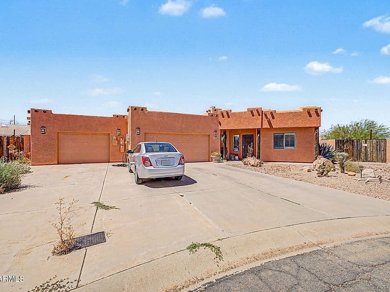 11036 W MALIBU Circle photo 3