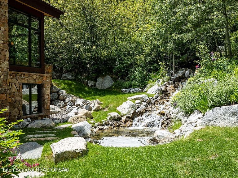 3780 W McCollister Dr photo 5
