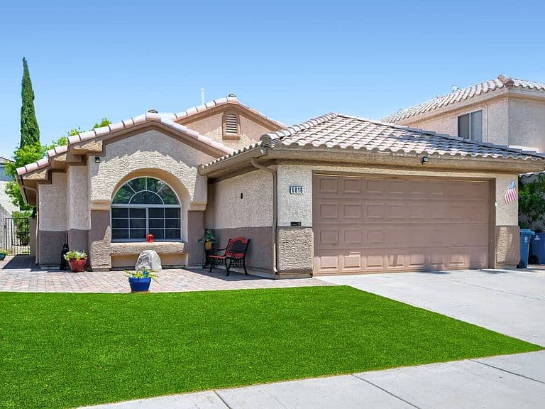 6816 White Lakes Ave photo 3