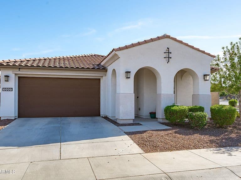 19991 W HEATHERBRAE Drive photo 4