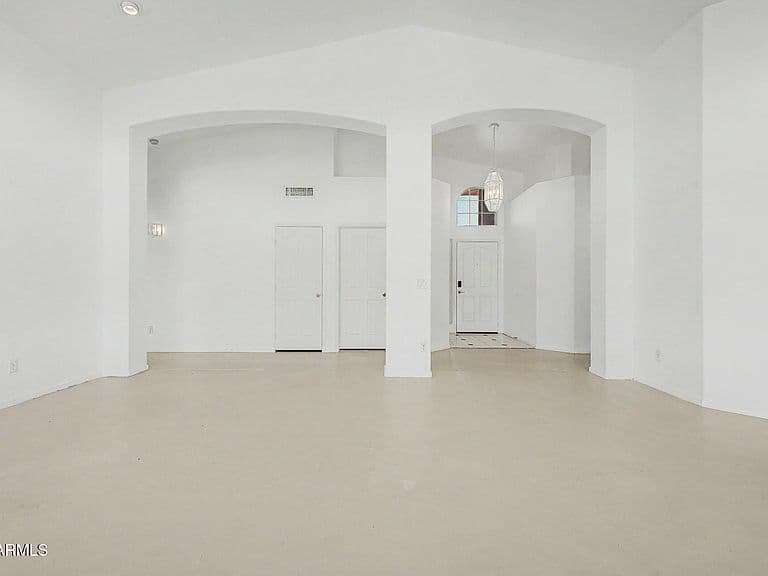 451 W MENDOZA Circle photo 5