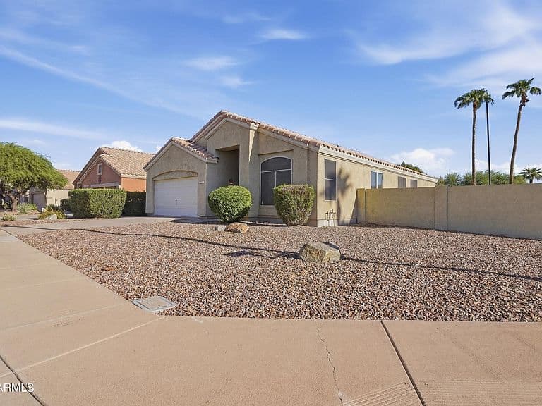 7360 E LAKEVIEW Avenue photo 5