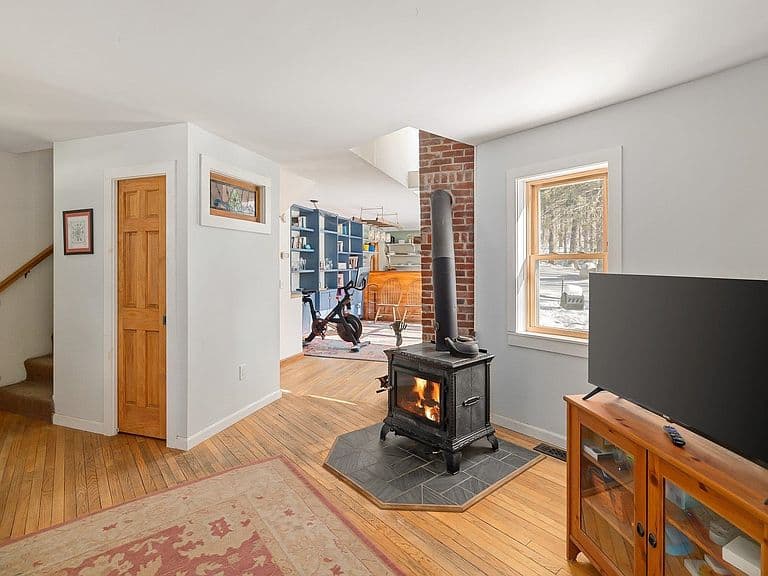 84 Old Mansfield Road photo 4