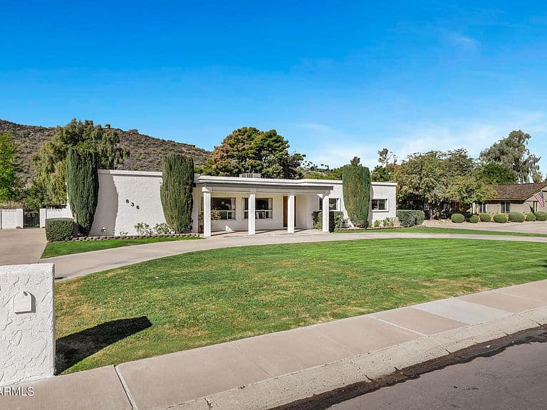 836 W Moon Valley Dr photo 3