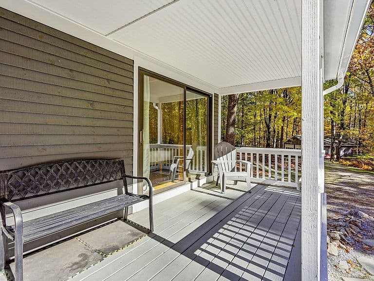 156 Prospect Hill Road photo 2