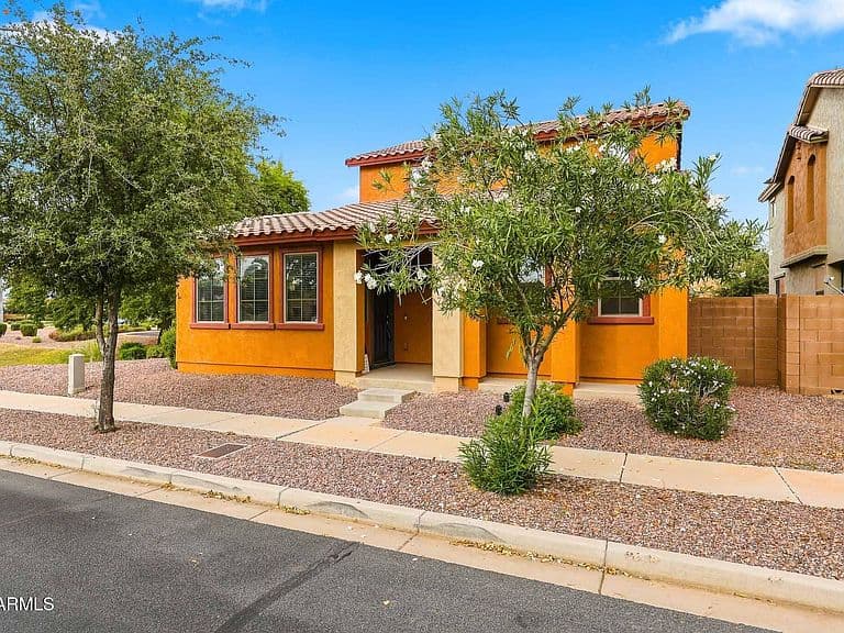 7214 S 48TH Drive photo 1