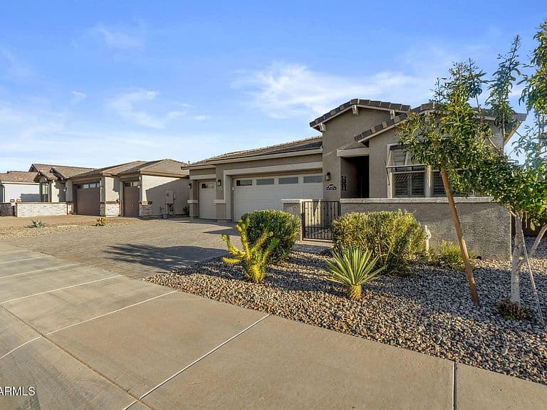 40425 W Agave Road photo 3