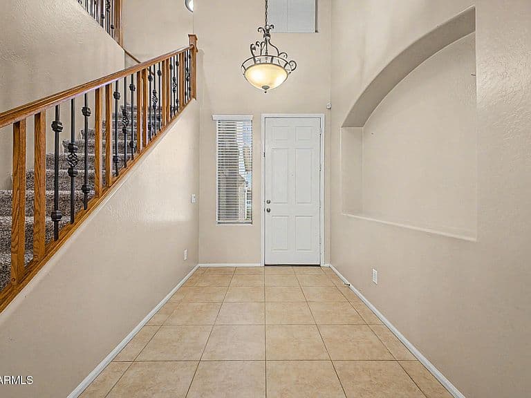 1278 E BAKER Drive photo 5