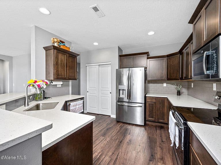 13311 N Loveland Way photo 3