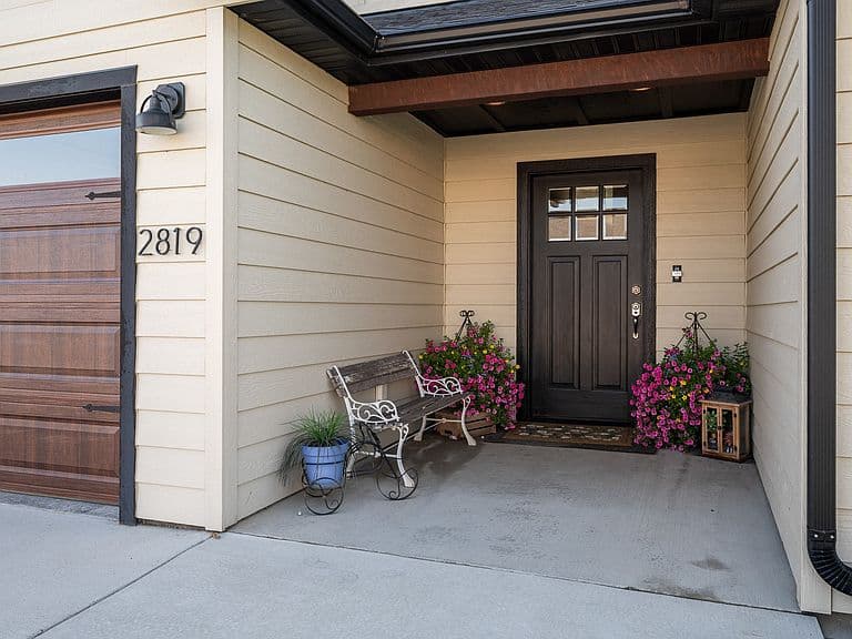 2819 Sarah Ave photo 5