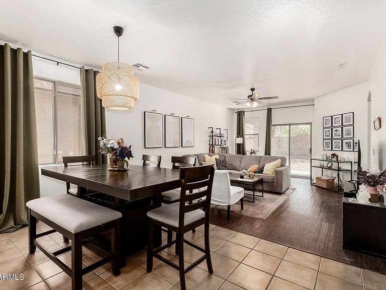 44285 W Cydnee Dr photo 1