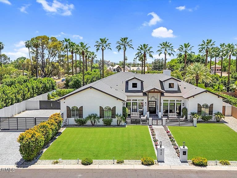 6745 E MONTECITO Avenue photo 3