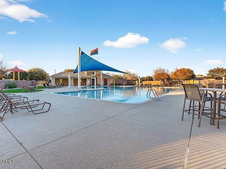 20200 E Nighthawk Way photo 3